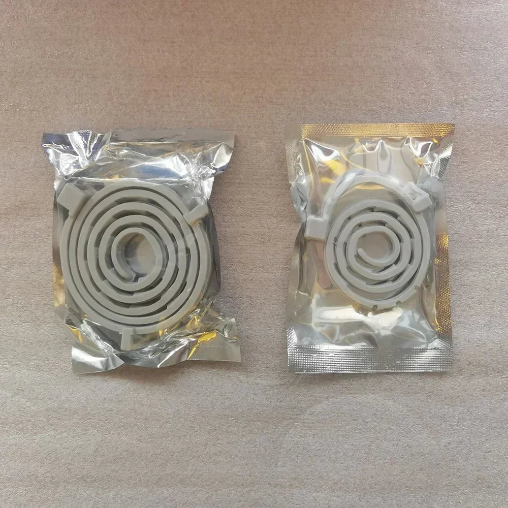 Adjustable Plastic Dog Collar Waterproof Pet Cat Puppy Collar Kitten Collars 70cm 38cm for Small Medium Large Dogs Pet Supplies